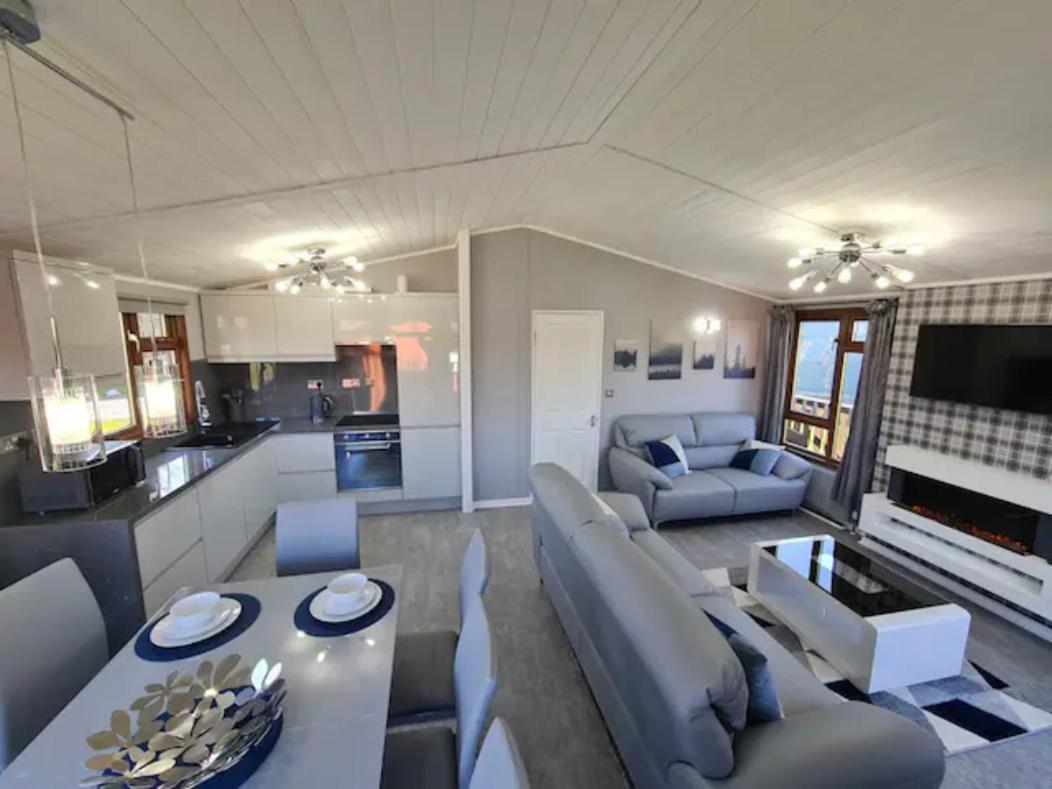 Warton 4 Bed Luxury Lodge With Hot Tub Near Lake District מראה חיצוני תמונה