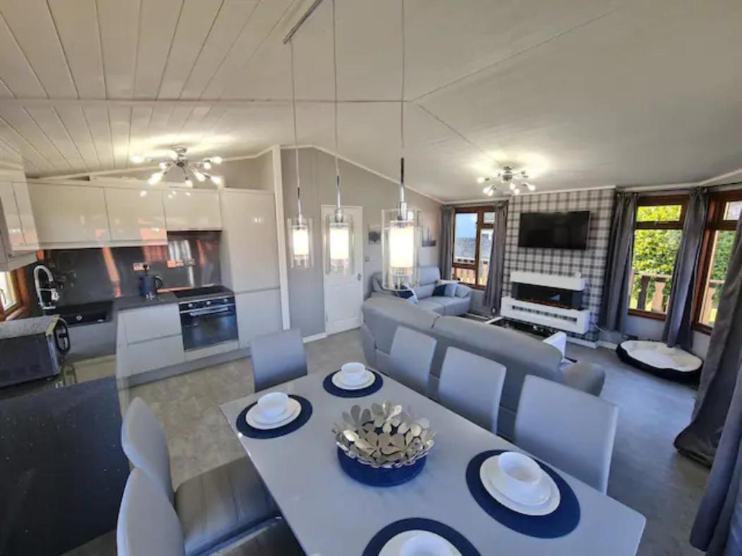 Warton 4 Bed Luxury Lodge With Hot Tub Near Lake District מראה חיצוני תמונה