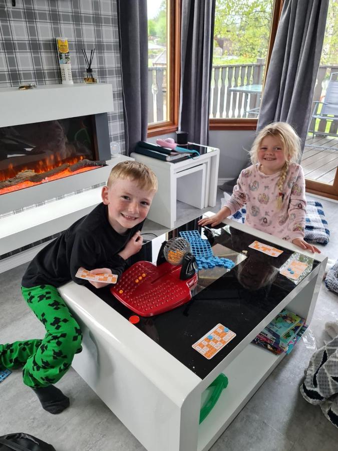Warton 4 Bed Luxury Lodge With Hot Tub Near Lake District מראה חיצוני תמונה