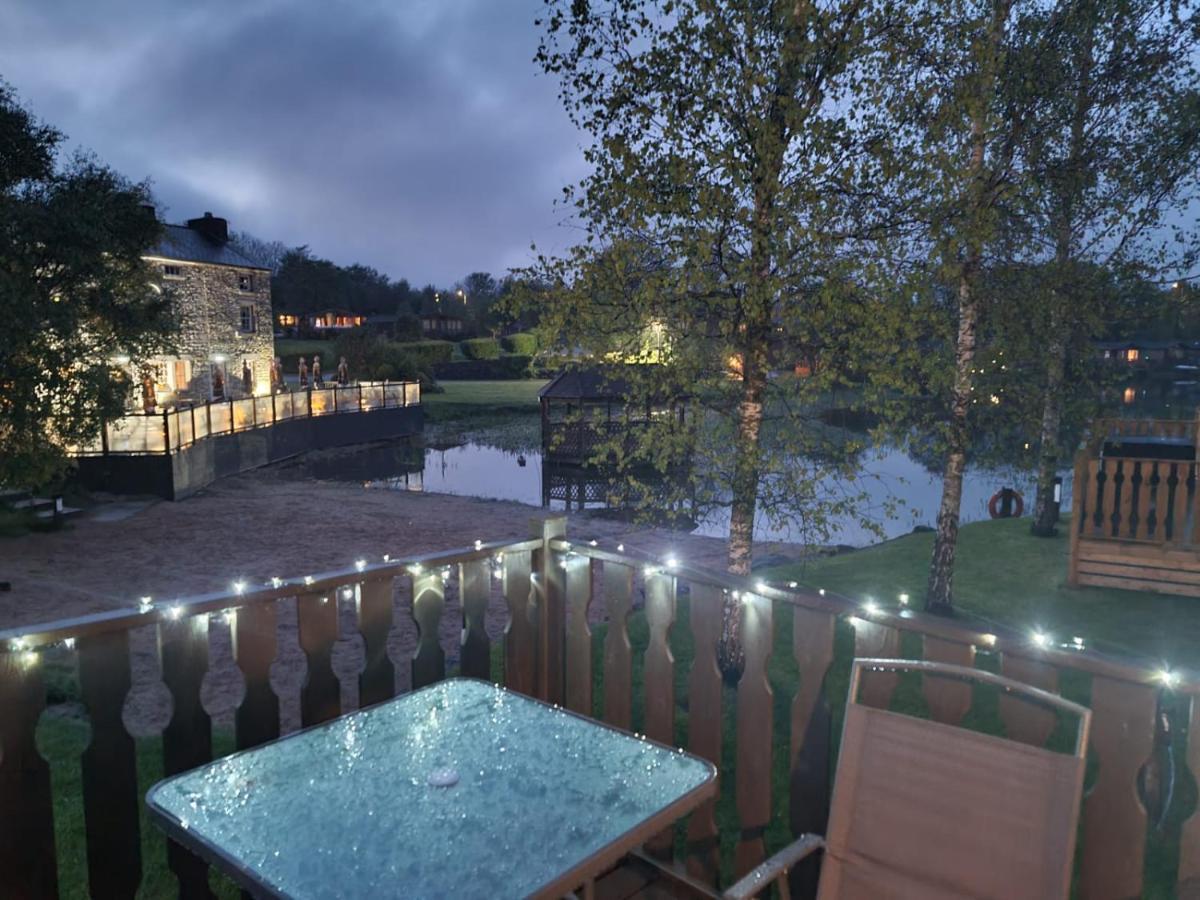 Warton 4 Bed Luxury Lodge With Hot Tub Near Lake District מראה חיצוני תמונה