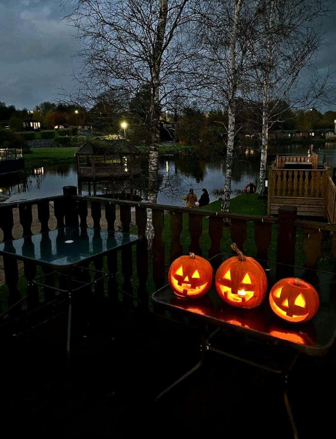 Warton 4 Bed Luxury Lodge With Hot Tub Near Lake District מראה חיצוני תמונה